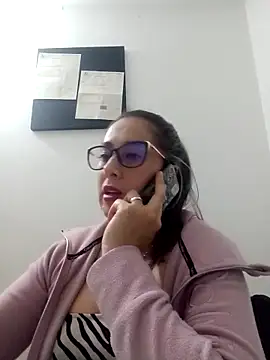 CHARLOTTE 1711 online show from 02.06.25