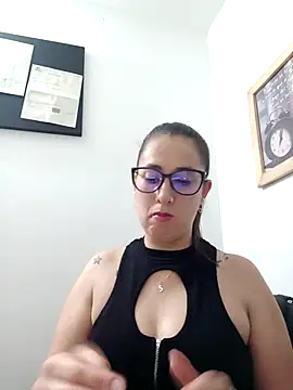 CHARLOTTE 1711 online show from 02.10.25