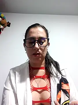 CHARLOTTE 1711 online show from 10.06.25