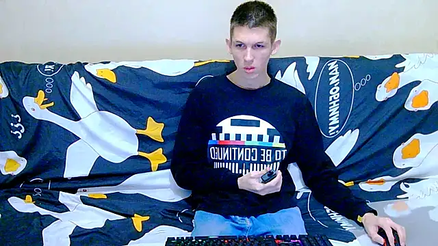 Lester Broo online show from 01.13.26