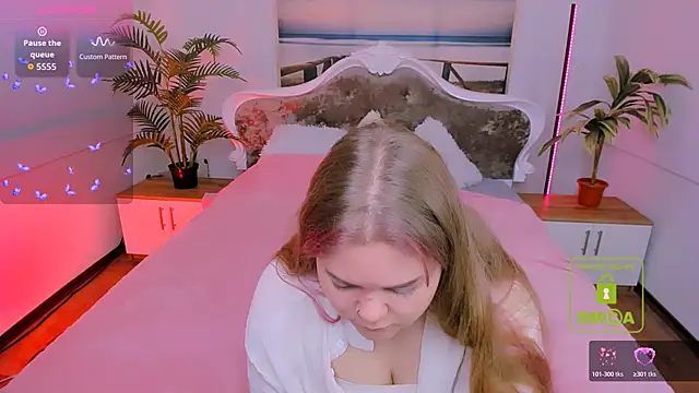 Erica  Alta online show from 10.29.25