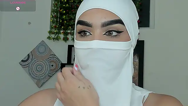 Maissa Alabi online show from 10.21.25