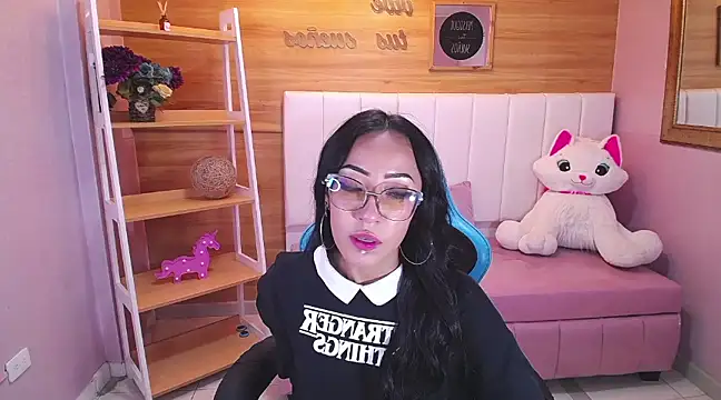 Snapshot of victoria_ricci_a chatting on 02.04.25 victoria ricci a online show from 02.04.25