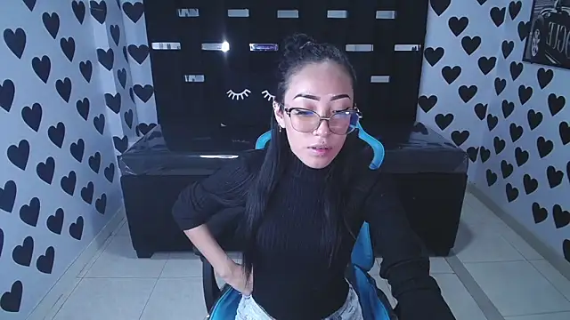 Snapshot of victoria_ricci_a chatting on 02.17.25 victoria ricci a online show from 02.17.25