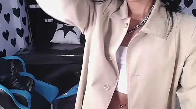 Snapshot of victoria_ricci_a chatting on 02.19.25 victoria ricci a online show from 02.19.25