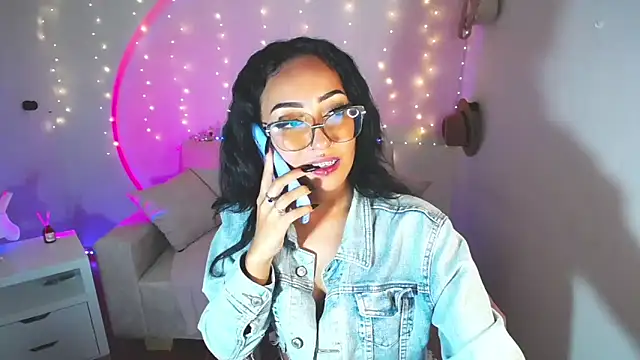 Snapshot of victoria_ricci_a chatting on 03.13.25 victoria ricci a online show from 03.13.25