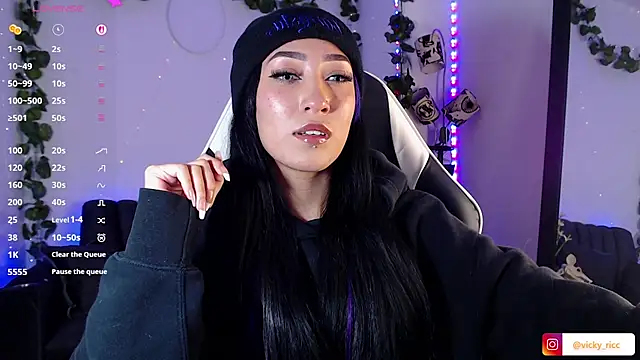 Snapshot of victoria_ricci_a chatting on 09.19.25 victoria ricci a online show from 09.19.25