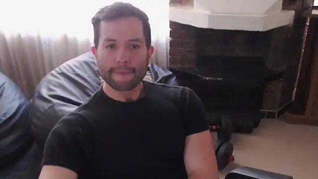 Snapshot of hairyncuteass chatting on 01.23.25 hairyncuteass online show from 01.23.25