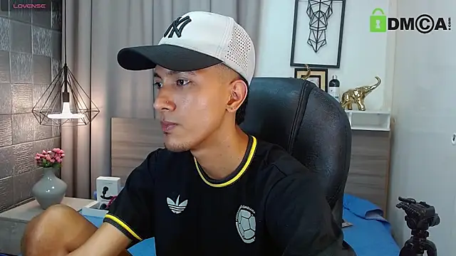 HarolddXL online show from 04.15.26