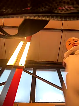 Black sweet Rose online show from 01.06.26