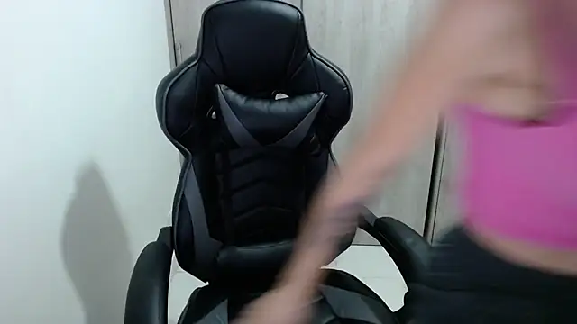 Princezzlove3 online show from 02.21.25