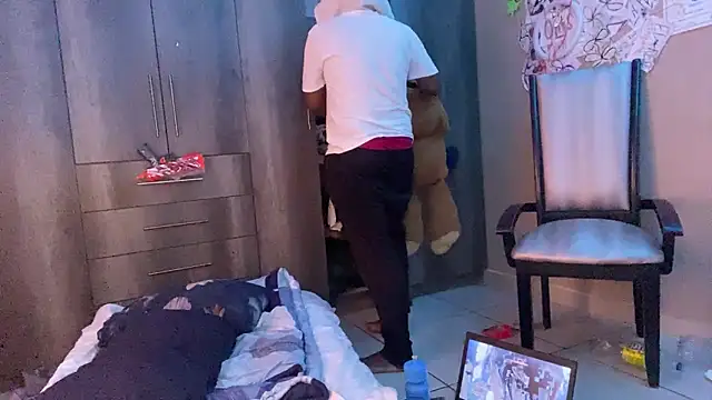 Snapshot of snotLoud chatting on 02.22.26 snotLoud online show from 02.22.26