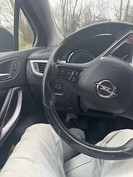 Snapshot of DutchPublic chatting on 01.14.25 DutchPublic online show from 01.14.25