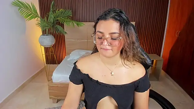 lilly ass  online show from 02.05.25
