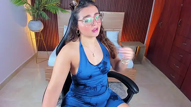 lilly ass  online show from 02.08.25