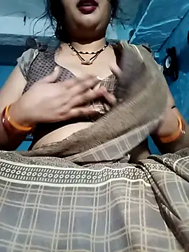 Snapshot of Haseena_Baby chatting on 02.20.25 Haseena Baby online show from 02.20.25