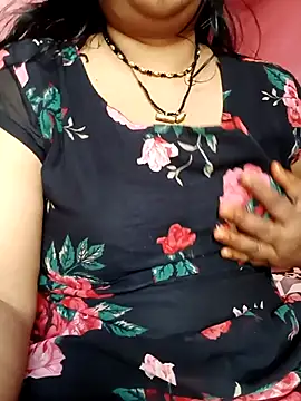 Snapshot of Haseena_Baby chatting on 03.18.25 Haseena Baby online show from 03.18.25