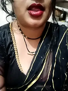 Snapshot of Haseena_Baby chatting on 03.18.25 Haseena Baby online show from 03.18.25