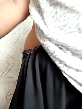 Snapshot of Haseena_Baby chatting on 11.09.25 Haseena Baby online show from 11.09.25