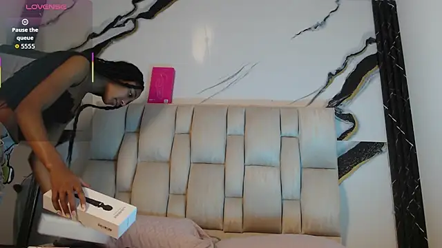 esmeralda-bk online show from 11.22.25