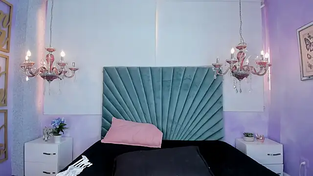 Aitana Hilton  online show from 03.19.25