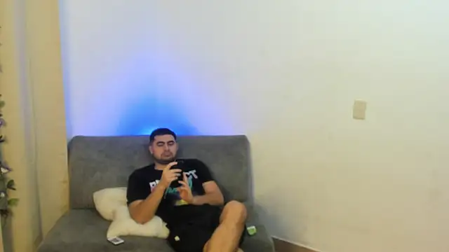 blueroom party online show from 02.10.25