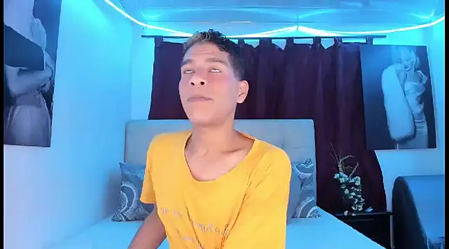 Ethan Boyy online show from 02.02.25