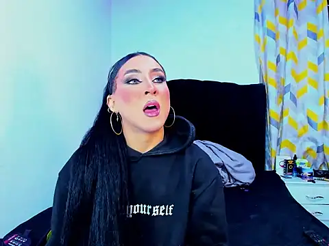 Georgina Giio online show from 11.13.25