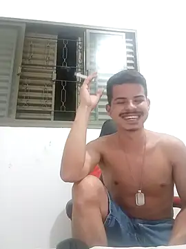 Snapshot of Frdrereeee chatting on 11.24.25 Frdrereeee online show from 11.24.25