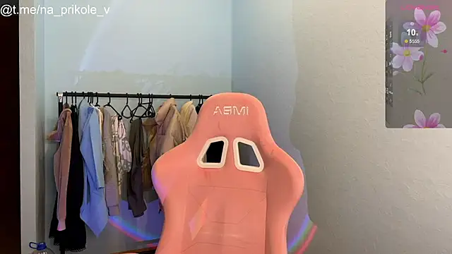 Snapshot of na_prikole_ chatting on 09.24.25 na prikole online show from 09.24.25