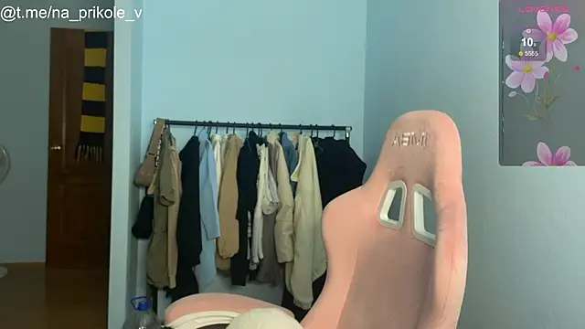 Snapshot of na_prikole_ chatting on 09.29.25 na prikole online show from 09.29.25