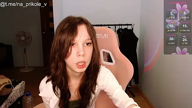 Snapshot of na_prikole_ chatting on 09.30.25 na prikole online show from 09.30.25