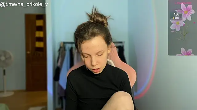 Snapshot of na_prikole_ chatting on 10.03.25 na prikole online show from 10.03.25