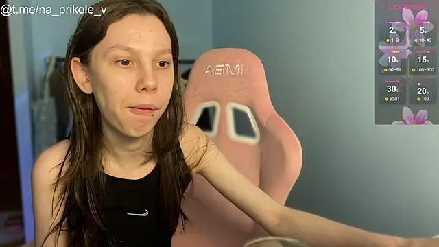 Snapshot of na_prikole_ chatting on 10.05.25 na prikole online show from 10.05.25