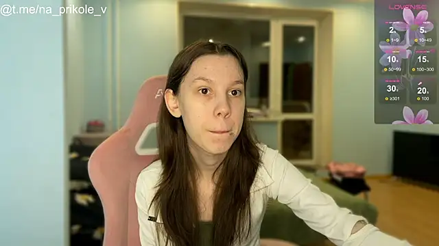 Snapshot of na_prikole_ chatting on 10.26.25 na prikole online show from 10.26.25