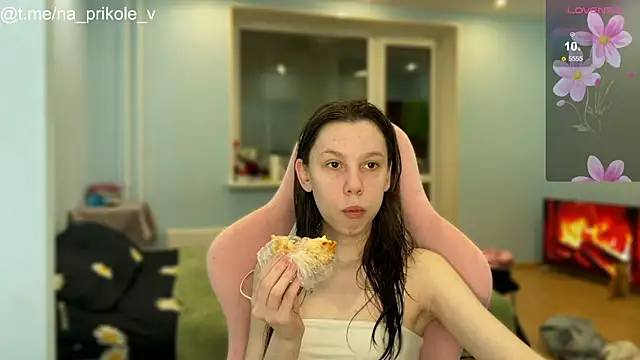 Snapshot of na_prikole_ chatting on 10.27.25 na prikole online show from 10.27.25