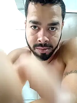 Snapshot of Moreno331391 chatting on 10.24.25 Moreno331391 online show from 10.24.25