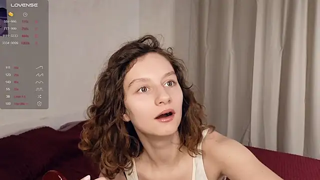 Snapshot of Leya_Curly chatting on 02.13.25 Leya Curly online show from 02.13.25