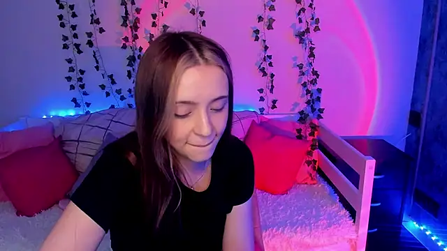 Snapshot of Sahara_Shields chatting on 03.14.25 Sahara Shields online show from 03.14.25