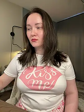 Kiss My Body online show from 07.10.26