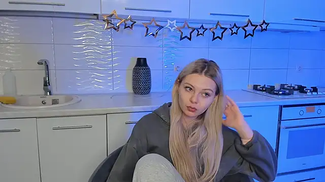 SynnoveEyre online show from 01.21.25