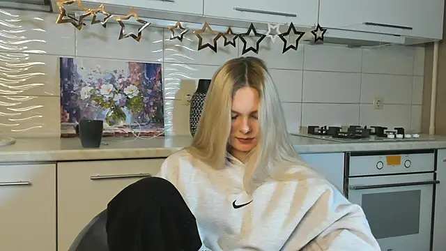 SynnoveEyre online show from 02.03.25