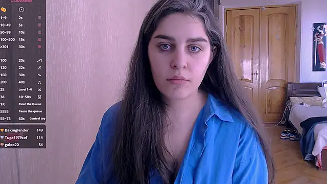 Snapshot of _Roselina_ chatting on 01.29.25 Roselina online show from 01.29.25