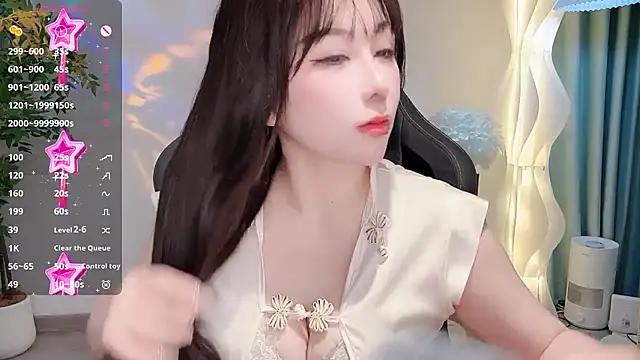 Snapshot of Alano-01 chatting on 06.19.26 Alano-01 online show from 06.19.26