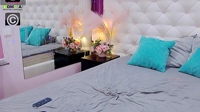 via mayer  online show from 01.30.25