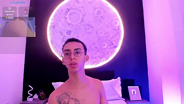 EthaanCox online show from 02.16.25