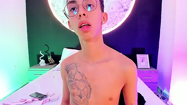 EthaanCox online show from 02.19.25