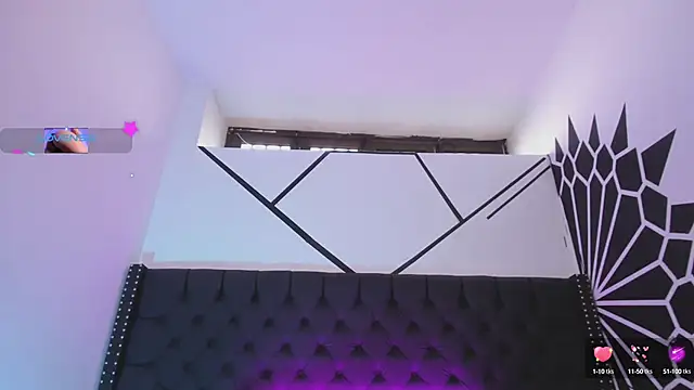 EthaanCox online show from 10.02.25