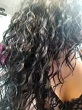 Shelley-Hack online show from 02.12.25