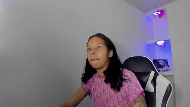 Miss sparkle00 online show from 11.30.25